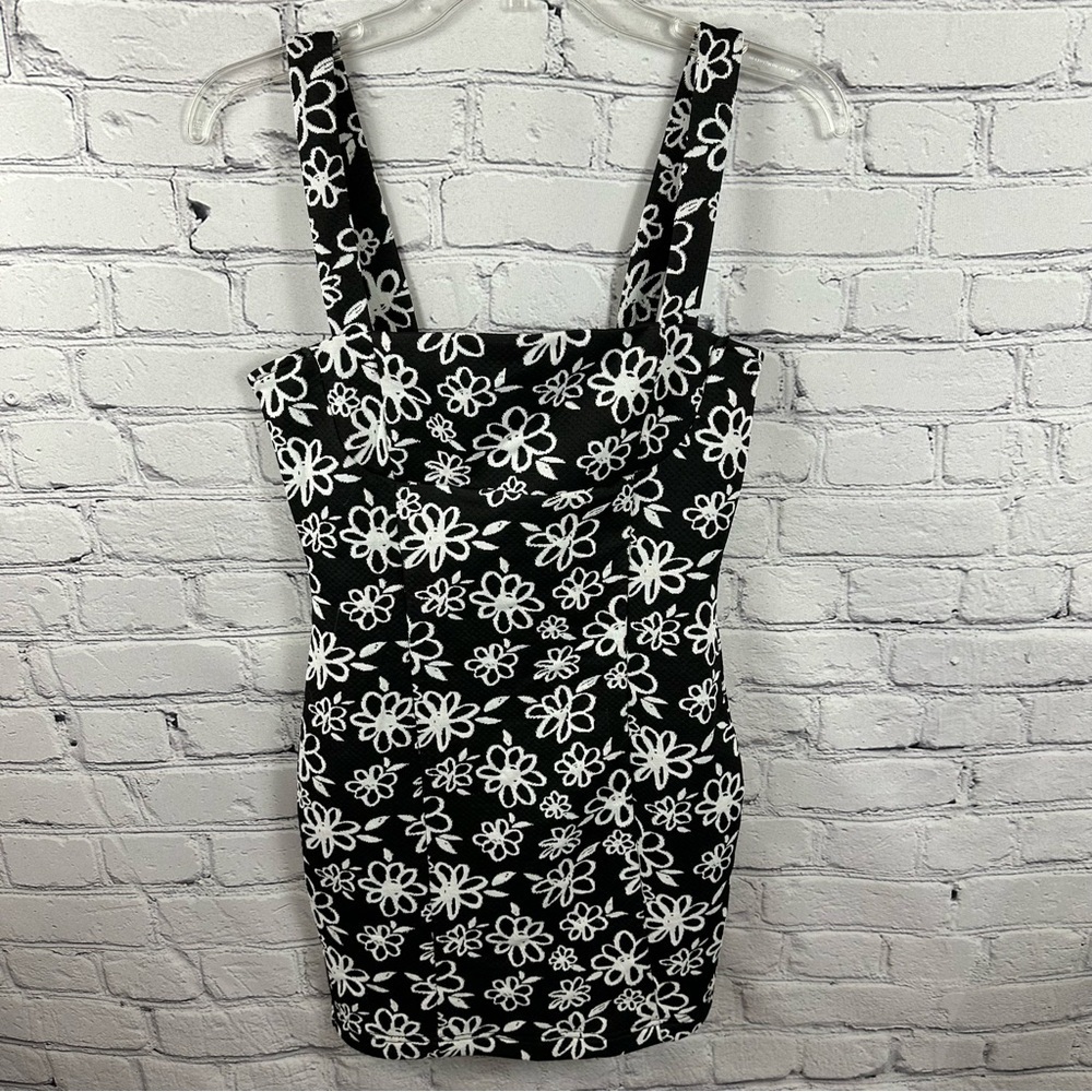 Forever 21 Knit Mini Dress Floral Stretch  Black & White S NWT